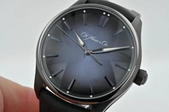 Thumbnail von H.Moser & Cie. Pioneer Centre Seconds DLC Funky Blue 3200-1205