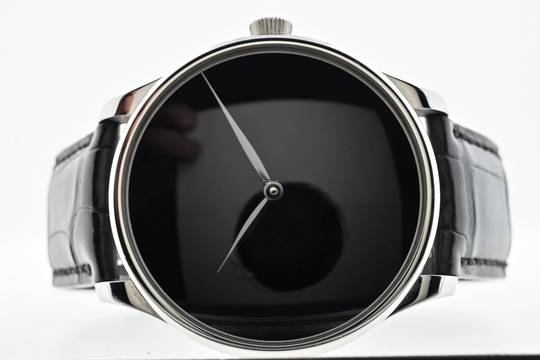  H.Moser & Cie. Venturer XL Vantablack Special Edition 2327-1213 