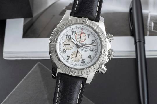  Breitling Super Avenger Chronograph Edelstahl Automatik Ref. A13370 