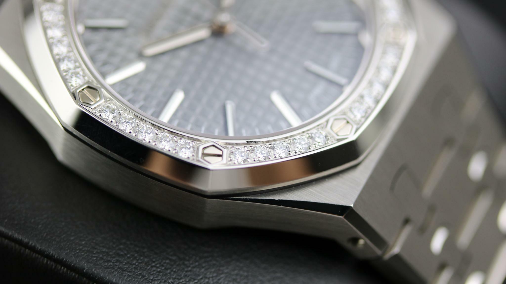 Thumbnail von Audemars Piguet Royal Oak Diamond Bezel - Grey - New - Fullset - 2024
