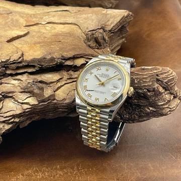  Rolex Datejust 36 Datejust 36 White Roman - UNGETRAGEN - FULLSET 2026 - Ref. 126233 - teilverklebt 