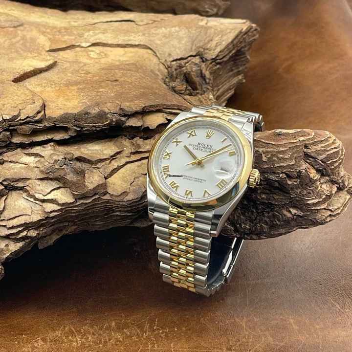  Rolex Datejust 36 Datejust 36 White Roman - UNGETRAGEN - FULLSET 2026 - Ref. 126233 - teilverklebt 