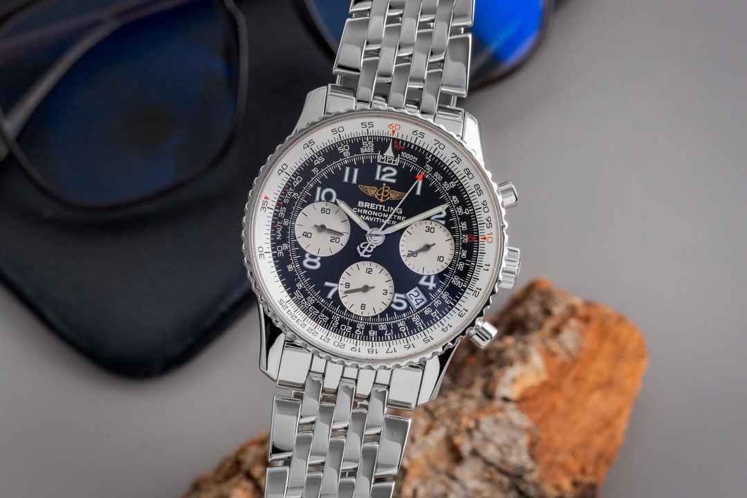  Breitling Navitimer Chronograph Herrenuhr Automatik Ref. A23322 Klassiker 