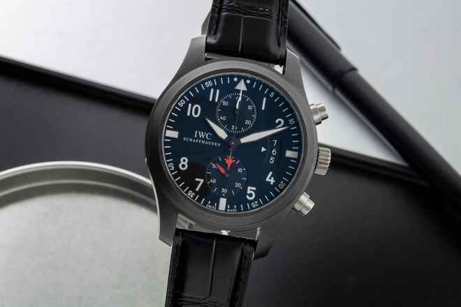  IWC Fliegeruhr Chronograph Top Gun Pilot Chronograph Top Gun Keramik Automatik Herrenuhr Ref. IW388001 B&P 
