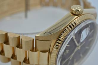 Thumbnail von Rolex Day-Date 36 Oyster Perpetual Day Date 18k Gold Stella Oxblood Red Dial Full Set LC USA