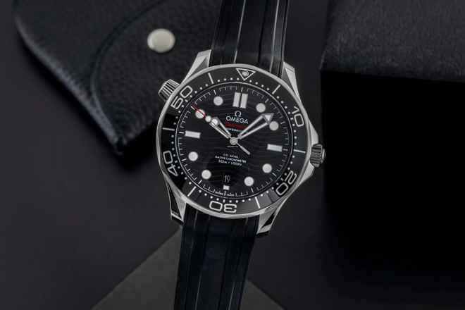  Omega Seamaster Diver 300 M Co-Axial Keramik 210.32.42.20.01.001 B&P 