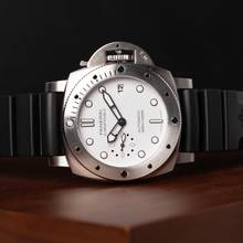 Thumbnail von Panerai Submersible Bianco Pam02223 Bargain!
