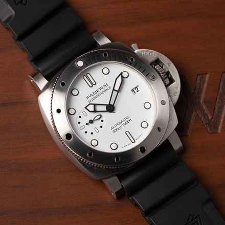  Panerai Submersible Bianco Pam02223 Bargain! 
