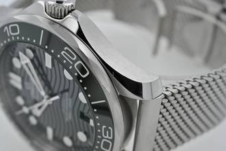 Thumbnail von Omega Seamaster Diver 300 M Professional 300M 21030422010001 Green Grün Milanaise