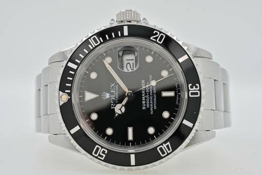  Rolex Submariner Date 16610 S-Series 1993 