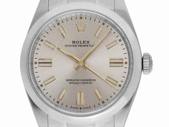  Rolex Oyster Perpetual Ref.134300 2025 Full Set Ungetragen Oyster Perpetual 
