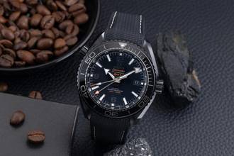 Thumbnail von Omega Seamaster Planet Ocean GMT 'Deep Black' Keramik Ref. 215.92.46.22.01.001 B&P 2021