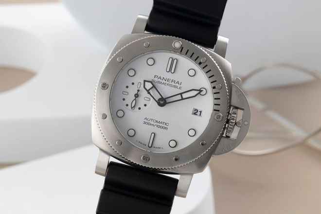  Panerai Submersible Edelstahl Automatik Herrenuhr Ref. PAM01223 B&P 2021 