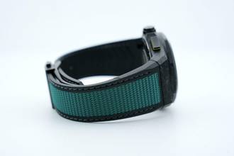 Thumbnail von Girard Perregaux Laureato Absolute Chronograph Aston Martin F1 Edition - Limited To 306 Pieces - Carbon Case - 24 Months Warranty 81060-41-3071-1CX