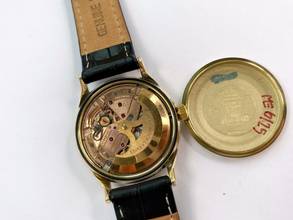 Thumbnail von Omega Constellation Serviced Constellation Vintage Automatic Automatik SOLID GOLD Pie Pan 168005 168005