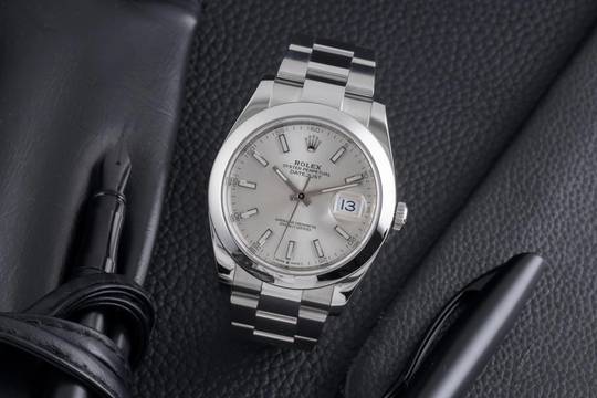  Rolex Datejust 41 Silver Dial Edelstahl Automatik Herrenuhr Ref. 126300 