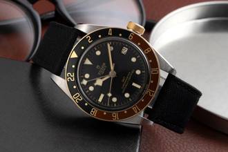 Thumbnail von Tudor Black Bay GMT Stahl / Gold Automatik Herrenuhr Ref. 79833MN-0004 B&P 2023