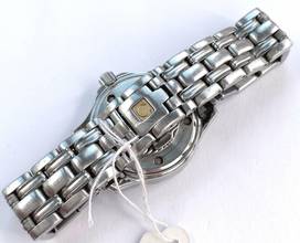 Thumbnail von Omega Seamaster Diver 300 M Professional Diver 300 M 28mm Vintage Quarz James Bond Lady Damen 258380 258380