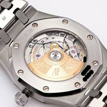 Thumbnail von Audemars Piguet Royal Oak Selfwinding 39 White – 15300ST.OO.1220ST.01 – like NEW – 2018 Full Set