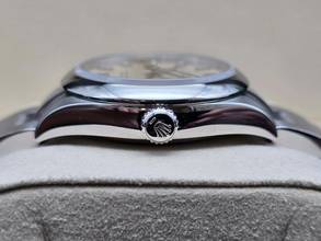 Thumbnail von Rolex Oyster Perpetual 31 31mm 277200 Beige Dial Unworn/New Condition - Full Set 1/2026