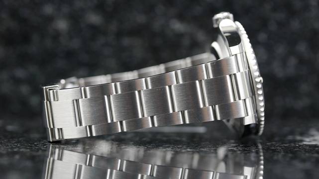 Rolex Submariner Date 41mm - Black - like New - Fullset - 10/2024