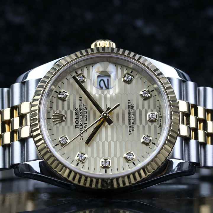  Rolex Datejust 36 Steel Gold - Motif Diamond - like New - Fullset - 04/2023 