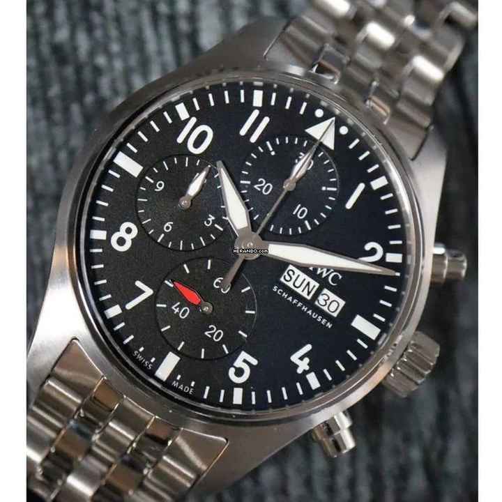  IWC Fliegeruhr Chronograph With Black Dial On Stainless Pilot Chronograph Iwc NEW FULL SET 