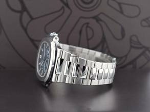 Thumbnail von Patek Philippe Nautilus 5712/1a-001 Like New Full Set. 2015