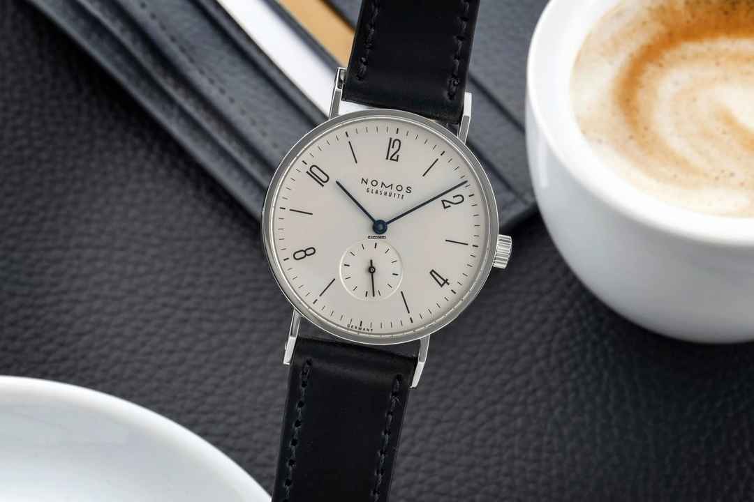  NOMOS Tangente Allianz Herbstwerbung 2007 Handaufzug Ref.101 Box & Papiere 