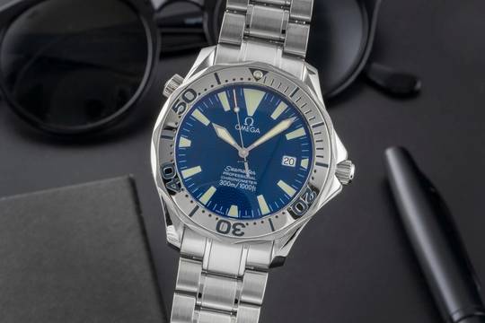  Omega Seamaster Diver 300 M Electric Blue Stahl Automatik Ref. 2255.80.00 