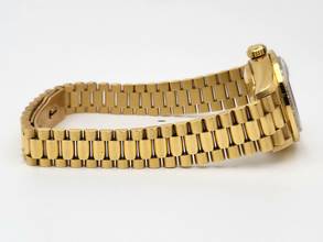 Thumbnail von Rolex Lady-Datejust 18 Kt. Gold top condition serviced Factory diamonds