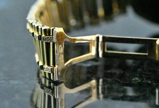 Thumbnail von Corum Admiral's Cup 44.810.65 V067 A012 | Diamond | orig. gold bracelet