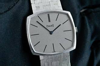 Thumbnail von Piaget rare Vintage TV Screen | 9501 | Clous De Paris | white gold