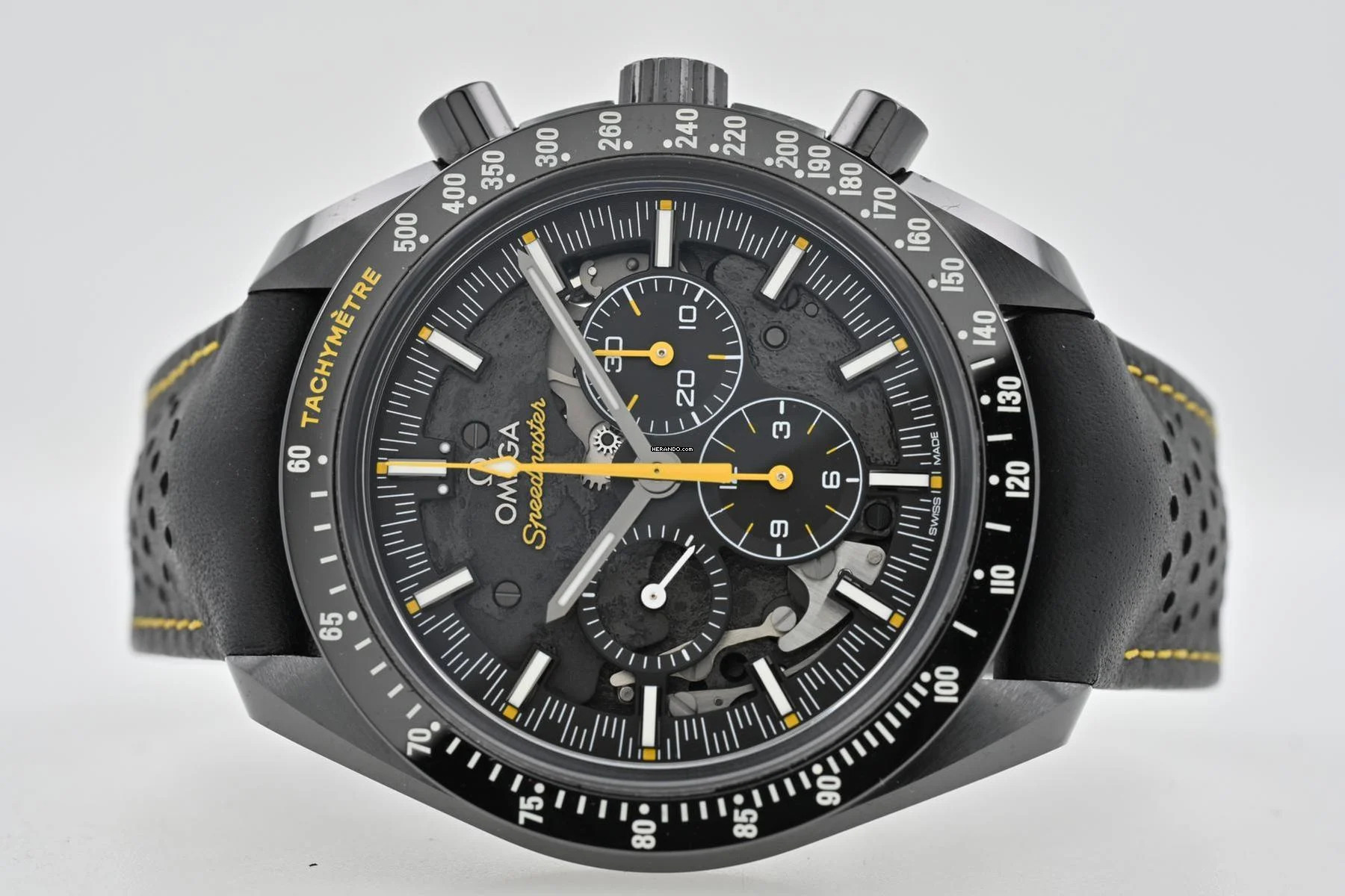  Omega Speedmaster Moonwatch Dark Side of the Moon Apollo 8 31192443001001 