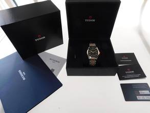 Thumbnail von Tudor Black Bay 39 wie Neu aus 03 2023 Jubilee Full Set LC 100 Volles Band Neu Zustand 39 mm Herrenuhr Erstkaufrechnung