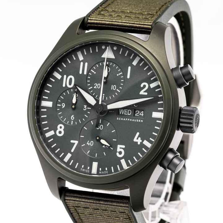  IWC Fliegeruhr Chronograph Top Gun Pilot Chrono Top Gun 44,5 Green – IW389106 – NEW & Unworn – 11/2025 Full Set 