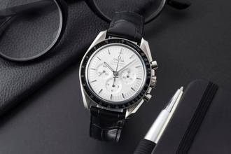 Thumbnail von Omega Speedmaster Chronograph 18k Weissgold Handaufzug Ref. 310.63.42.50.02.001