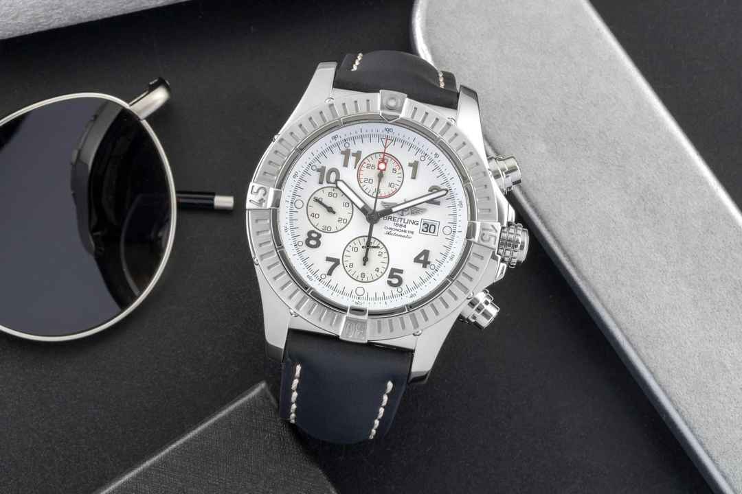  Breitling Super Avenger Chronograph Edelstahl Automatik Ref. A13370 B&P 2019 