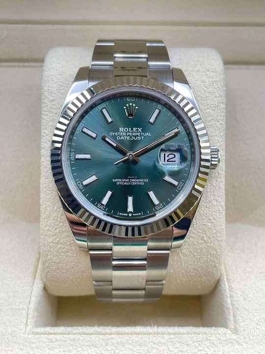  Rolex Datejust 41 Green Dial FULL SET BOX+PAPERS LIKE NEW 2023 Lc AT first buying receipt 