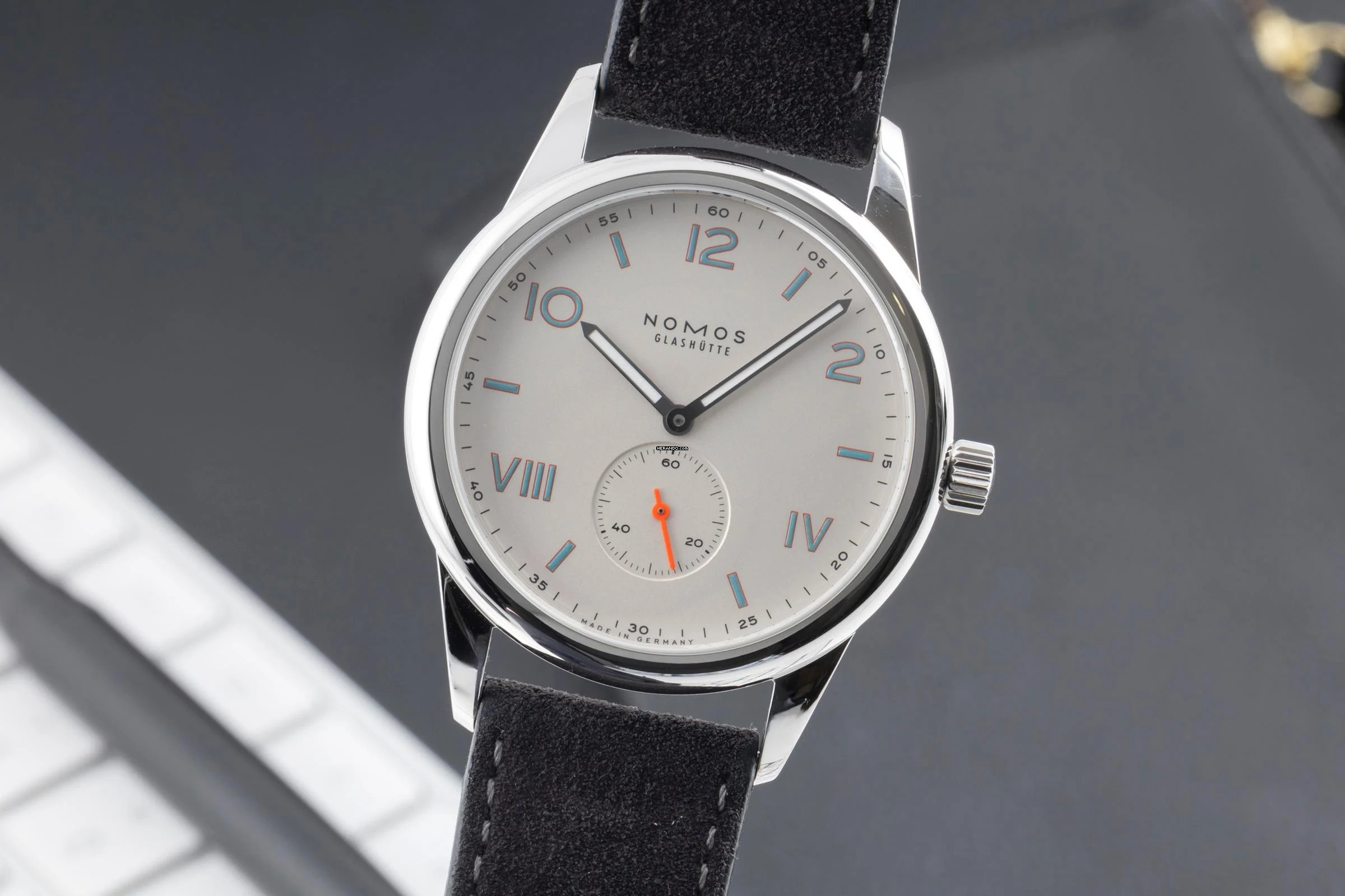  NOMOS Club Campus 38 Stahl Handaufzug Ref. 735 Box und Papiere 2023 