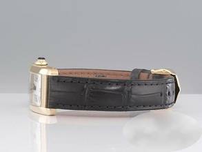 Thumbnail von Cartier Tank Américaine Lady Tank Americaine Gelbgold 750 Lederband Damen 18kt Yellow Gold