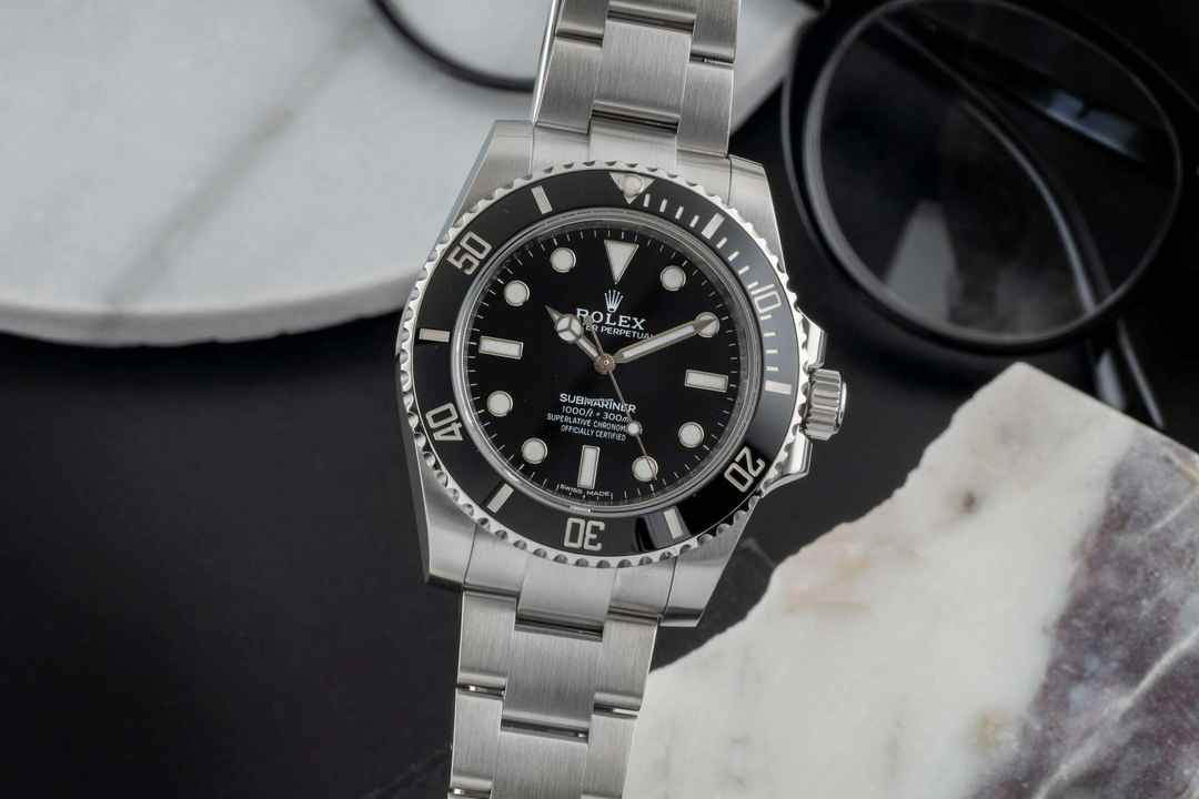  Rolex Submariner (No Date) Stahl Automatik Herrenuhr Ref. 114060 Box 