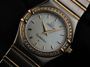 Thumbnail von Omega Constellation Ladies Lady Ref.12777000 2001 Full Set original unpoliert Constellation Lady Diamanten Perlmutt