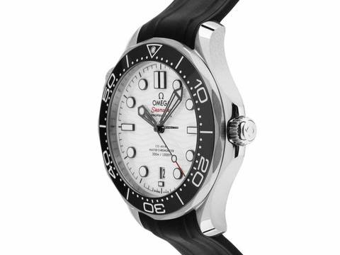  Omega Seamaster Diver 300 M Ref.210.30.42.20.04.001 2025 Full Set Ungetragen Seamaster Diver 300M Kautschuk Faltschließe 