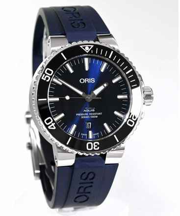  Oris Aquis Date 43,5mm Ref. 01 733 7730 4135 