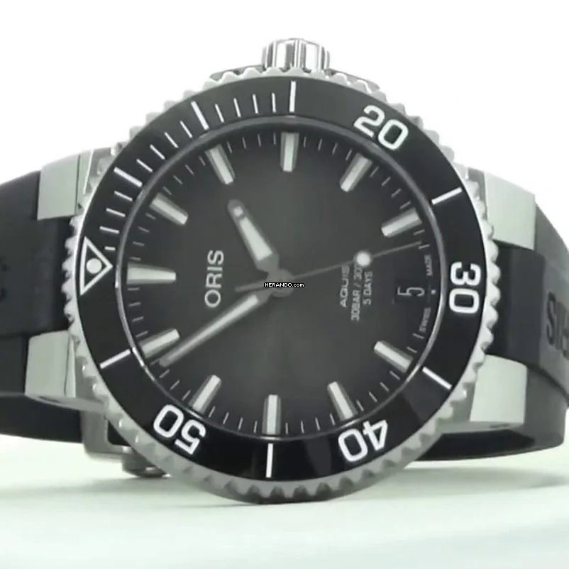  Oris Aquis Date Calibre 400 41.5 NEW FULL SET 