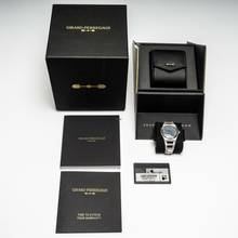 Thumbnail von Girard Perregaux Laureato 42mm Blue – 81010-11-431-11A – like NEW – 08/2022 Full Set