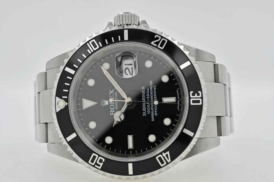  Rolex Submariner Date 16610 LC888 Full Set 