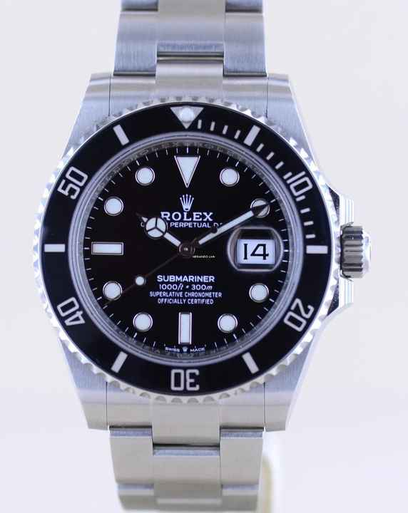  Rolex Submariner Date 126610LN Date Keramik 41mm Taucheruhr Diver Klassiker B+P 
