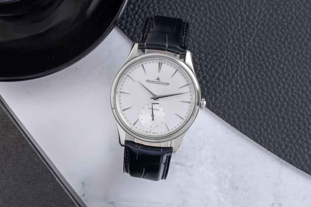 Jaeger-LeCoultre Master Ultra Thin Stahl Ref. Q1218420 109.8.90.S B&P 2022 